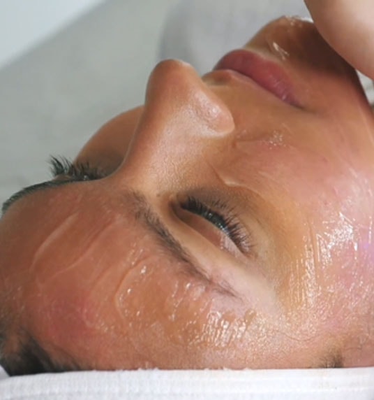 How CryoSkin facial treatment works